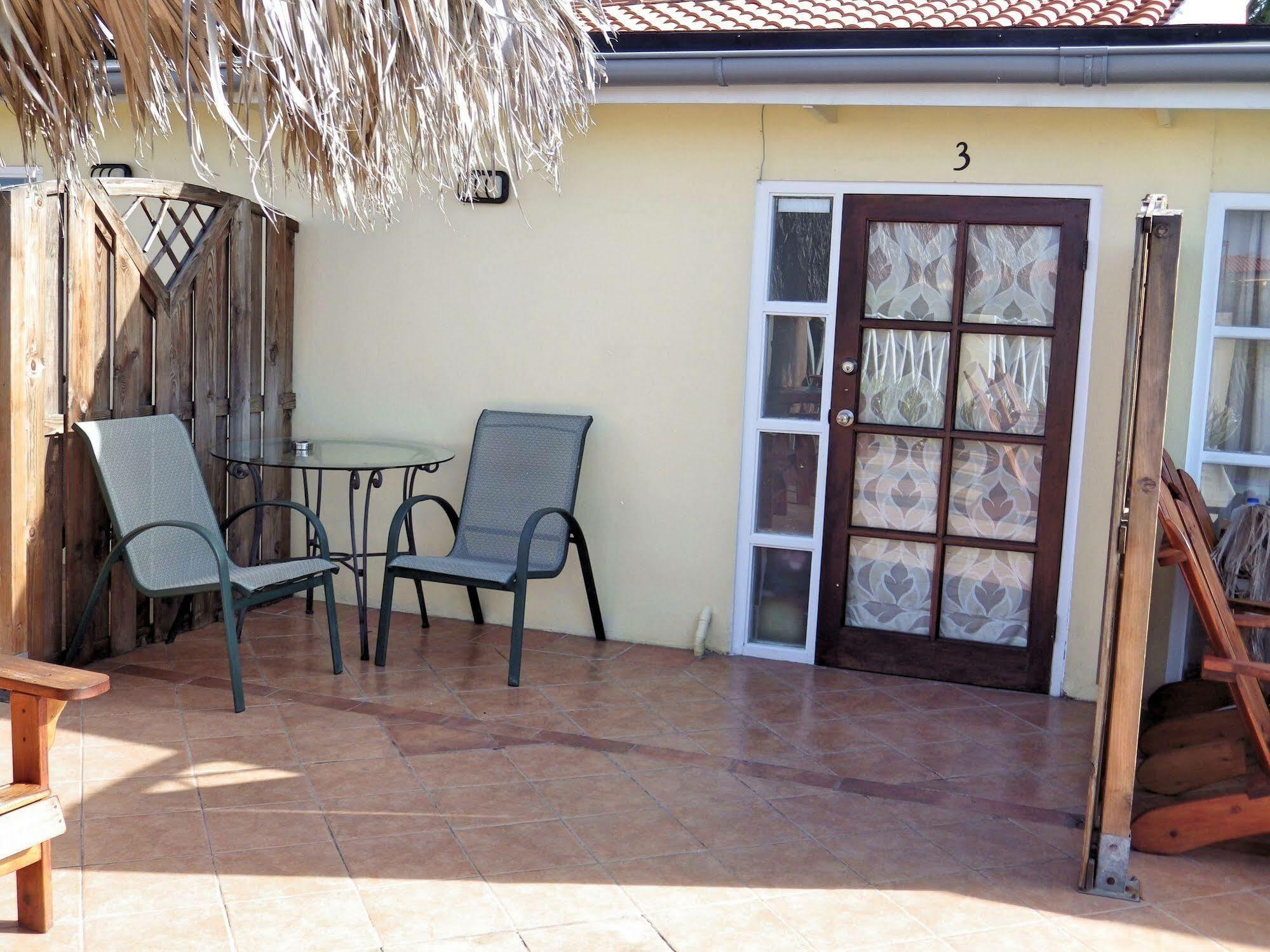 Aruba Cunucu Residence Palm Beach Екстер'єр фото